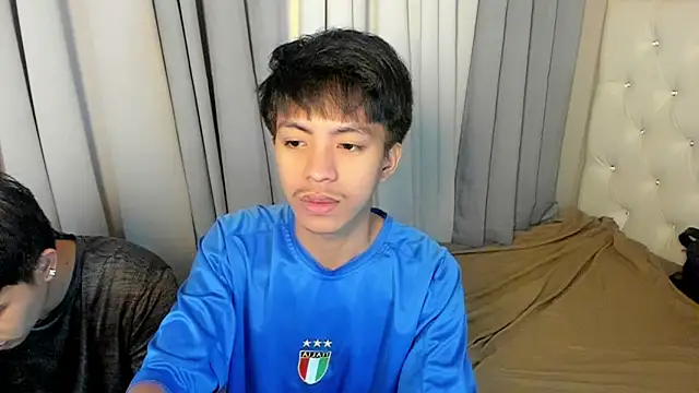 davincihugecock online show from February 8, 2026, 4:37 pm