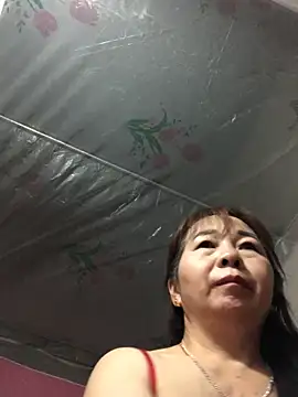 -Mery- online show from March 22, 2026, 10:33 pm