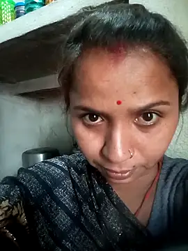 Snapshot of Hirdesh_sahu chatting on May 23, 2026, 2:10 am Hirdesh sahu online show from May 23, 2026, 2:10 am
