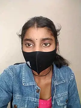 Snapshot of Erotic-Girl chatting on January 12, 2026, 1:12 am Erotic-Girl online show from January 12, 2026, 1:12 am