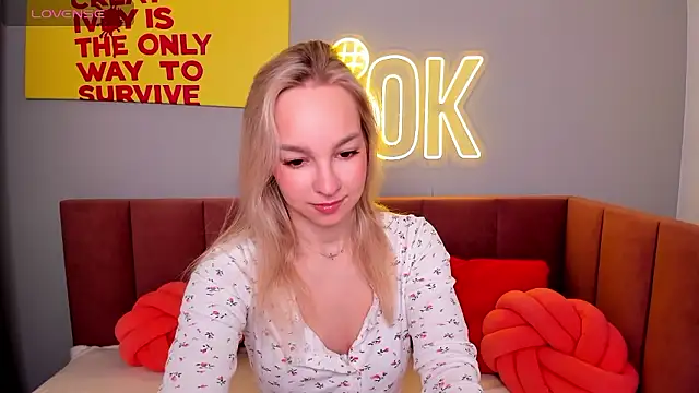 Snapshot of DaisyMellifluous chatting on January 15, 2026, 1:31 am DaisyMellifluous online show from January 15, 2026, 1:31 am