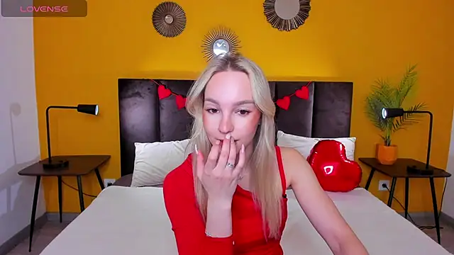 Snapshot of DaisyMellifluous chatting on February 12, 2026, 1:38 am DaisyMellifluous online show from February 12, 2026, 1:38 am