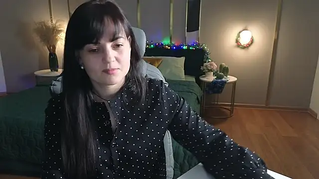 Snapshot of _SilkyShadow_ chatting on January 16, 2026, 1:31 am SilkyShadow online show from January 16, 2026, 1:31 am