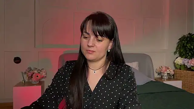 Snapshot of _SilkyShadow_ chatting on February 3, 2026, 2:53 am SilkyShadow online show from February 3, 2026, 2:53 am