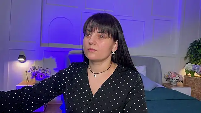 Snapshot of _SilkyShadow_ chatting on February 4, 2026, 1:11 am SilkyShadow online show from February 4, 2026, 1:11 am