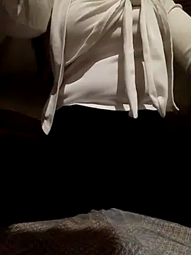 hoahong2 online show from February 25, 2026, 2:39 pm