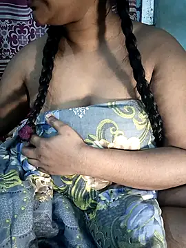 Snapshot of Desi_Nil_pori chatting on January 14, 2026, 4:54 pm Desi Nil pori online show from January 14, 2026, 4:54 pm