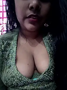 Snapshot of Desi_Nil_pori chatting on January 10, 2026, 8:20 am Desi Nil pori online show from January 10, 2026, 8:20 am