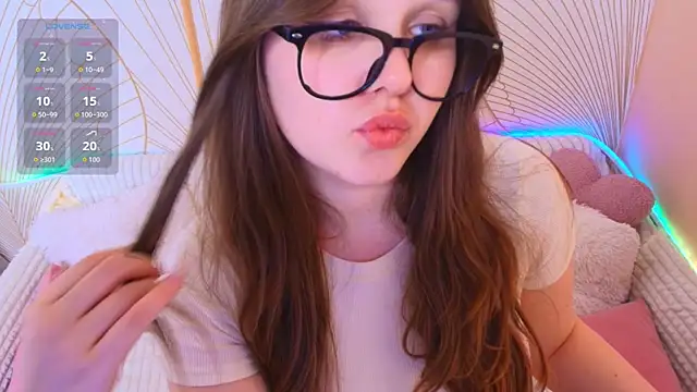 Snapshot of Lana_Delanay chatting on April 6, 2026, 6:03 am Lana Delanay online show from April 6, 2026, 6:03 am