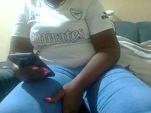 Snapshot of Ca_ndy01 chatting on April 14, 2026, 4:01 pm Ca ndy01 online show from April 14, 2026, 4:01 pm