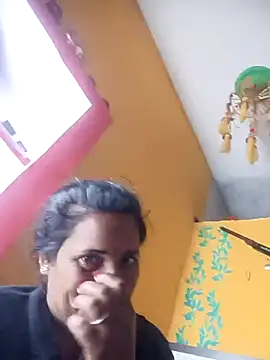 Snapshot of Reena_lodha chatting on February 3, 2026, 6:22 am Reena lodha online show from February 3, 2026, 6:22 am