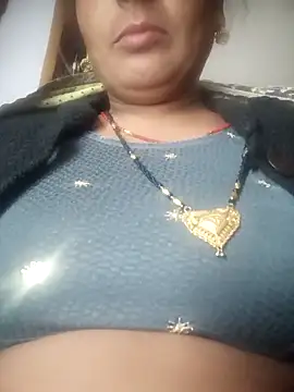 Snapshot of Reena_lodha chatting on February 2, 2026, 3:22 pm Reena lodha online show from February 2, 2026, 3:22 pm