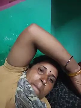 Snapshot of Reena_lodha chatting on July 13, 2026, 3:00 pm Reena lodha online show from July 13, 2026, 3:00 pm