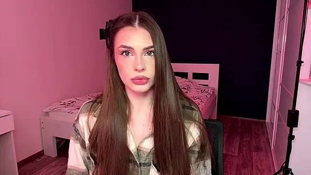 MachelleSpader online show from April 9, 2026, 7:47 am