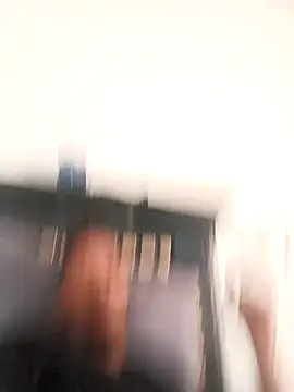 Snapshot of Winterslender chatting on February 28, 2026, 4:56 am Winterslender online show from February 28, 2026, 4:56 am