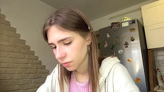 ElsieKuhlmann online show from April 3, 2026, 5:14 am