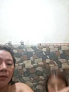 Snapshot of Seductive_Two0205 chatting on February 26, 2026, 11:21 am Seductive Two0205 online show from February 26, 2026, 11:21 am