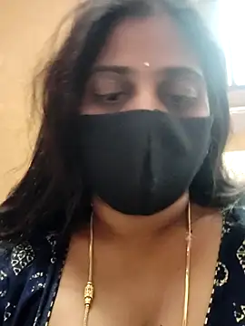 Snapshot of suma_telugu1 chatting on March 19, 2026, 2:11 am suma telugu1 online show from March 19, 2026, 2:11 am