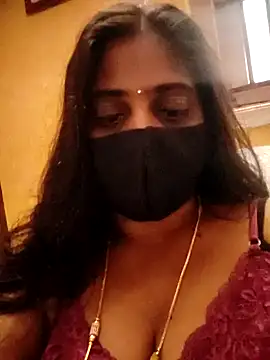 Snapshot of suma_telugu1 chatting on March 18, 2026, 1:42 am suma telugu1 online show from March 18, 2026, 1:42 am