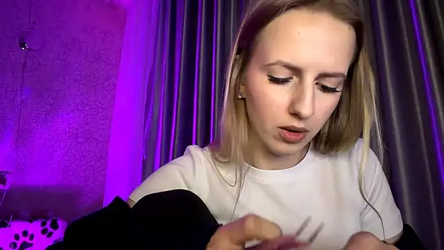 JeannettaIltzsch online show from February 6, 2026, 9:11 pm