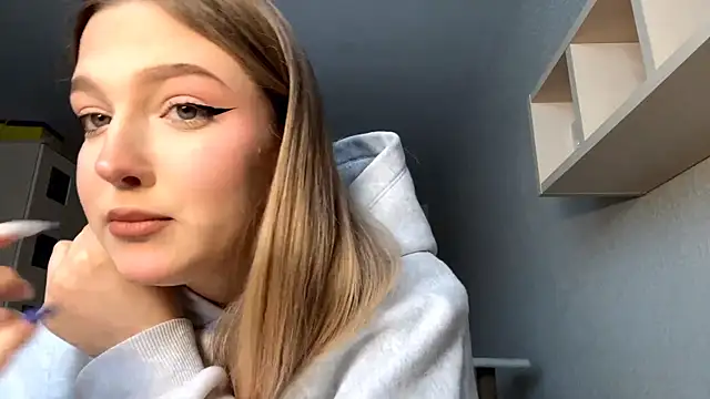 JammieMickiewicz online show from January 12, 2026, 7:59 am