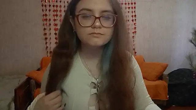 Miyabeee online show from April 3, 2026, 7:26 am