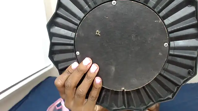 TallDivaNoir online show from March 3, 2026, 5:42 pm