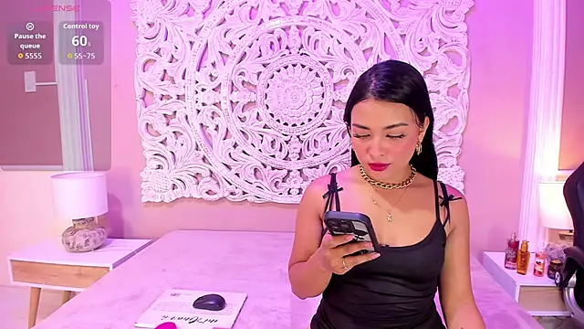 Snapshot of KeisyCamer chatting on February 6, 2026, 4:19 am KeisyCamer online show from February 6, 2026, 4:19 am