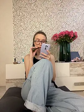 Snapshot of Persephone_Kore chatting on February 2, 2026, 5:01 pm Persephone Kore online show from February 2, 2026, 5:01 pm