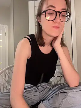 Snapshot of Persephone_Kore chatting on February 1, 2026, 7:01 pm Persephone Kore online show from February 1, 2026, 7:01 pm