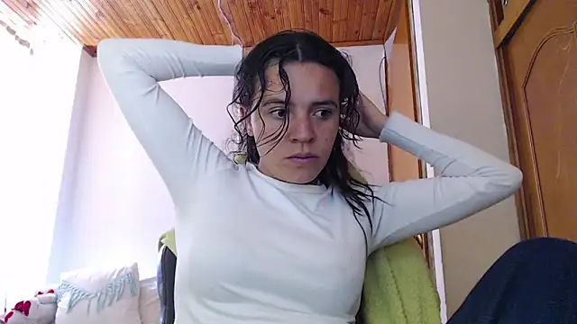 Snapshot of Shanel_Lozano chatting on February 25, 2026, 5:24 pm Shanel Lozano online show from February 25, 2026, 5:24 pm