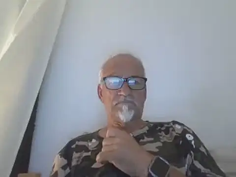 Snapshot of Patyman chatting on March 6, 2026, 3:01 am Patyman online show from March 6, 2026, 3:01 am