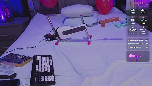 Snapshot of LeoMonnroe chatting on February 28, 2026, 11:48 pm LeoMonnroe online show from February 28, 2026, 11:48 pm