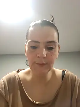 Snapshot of roksa2026 chatting on April 24, 2026, 7:54 am roksa2026 online show from April 24, 2026, 7:54 am