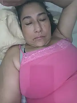 Snapshot of PatriciaGrajales chatting on May 6, 2026, 4:00 pm PatriciaGrajales online show from May 6, 2026, 4:00 pm
