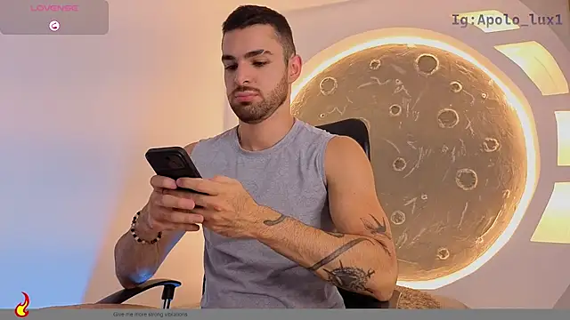 Snapshot of Apolo_lux1 chatting on July 14, 2026, 8:04 pm Apolo lux1 online show from July 14, 2026, 8:04 pm