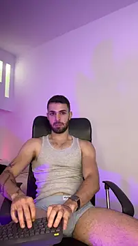 Snapshot of Apolo_lux1 chatting on February 28, 2026, 7:46 pm Apolo lux1 online show from February 28, 2026, 7:46 pm