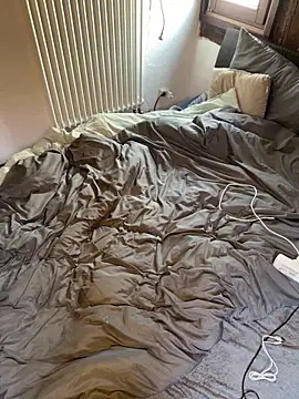 midnight ballerina  online show from February 1, 2026, 2:15 pm