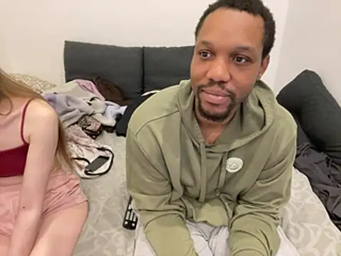Snapshot of midnight_ballerina_ chatting on April 22, 2026, 11:11 pm midnight ballerina online show from April 22, 2026, 11:11 pm