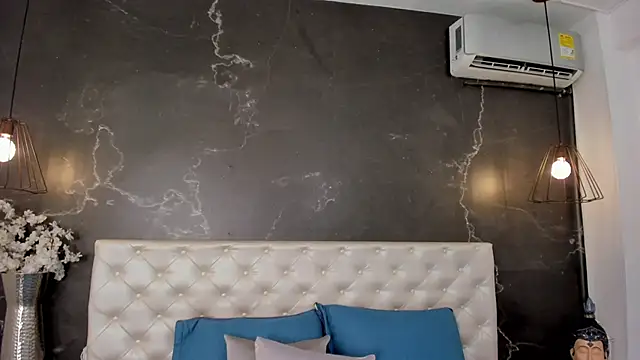 Snapshot of Abriil_cutee chatting on February 3, 2026, 2:53 am Abriil cutee online show from February 3, 2026, 2:53 am