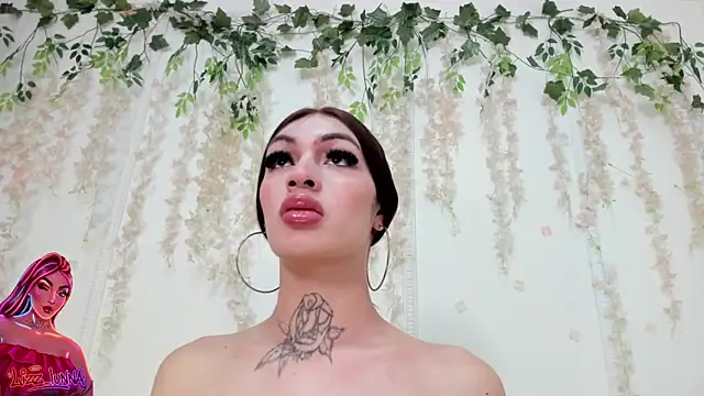Snapshot of lizz_lunna chatting on May 29, 2026, 10:05 pm lizz lunna online show from May 29, 2026, 10:05 pm