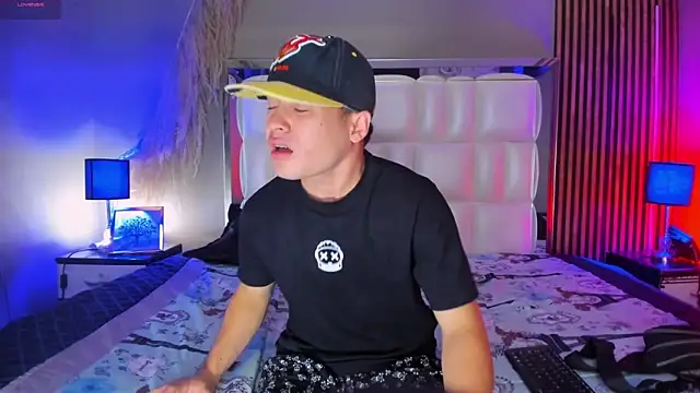 Roger And Ramona online show from March 27, 2026, 12:39 pm