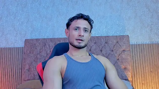 Snapshot of Adonys_Lewis_ chatting on January 14, 2026, 5:44 am Adonys Lewis online show from January 14, 2026, 5:44 am