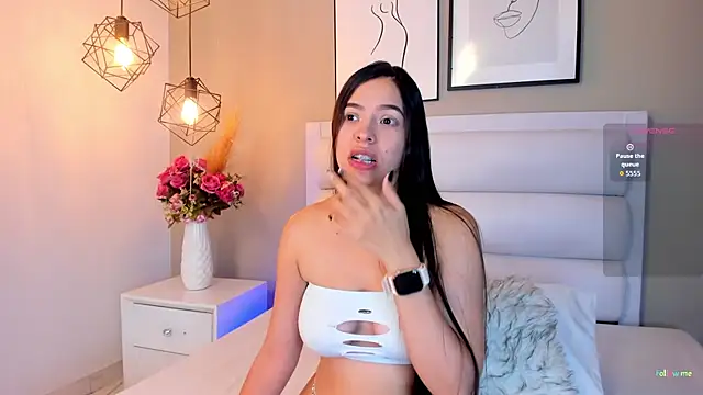 Salome Girl23 online show from February 18, 2026, 2:53 am