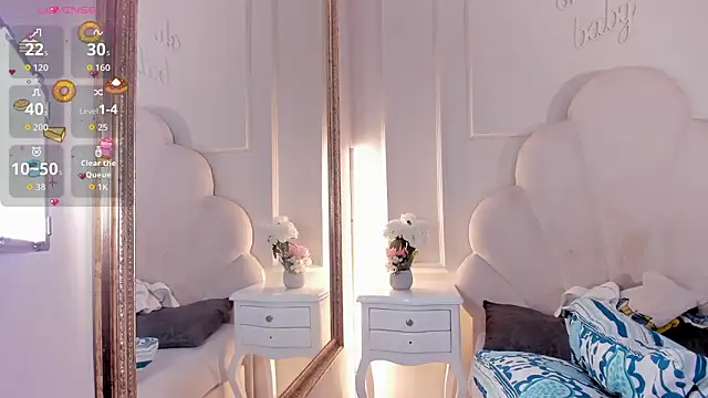 Miaaffox online show from February 3, 2026, 7:41 pm