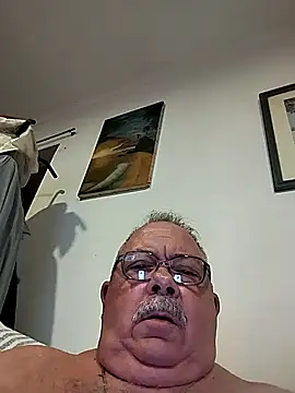 Snapshot of Dadotado70 chatting on February 14, 2026, 6:35 am Dadotado70 online show from February 14, 2026, 6:35 am