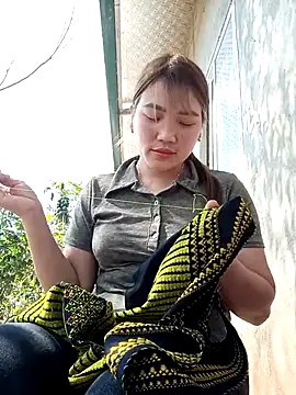 Snapshot of Nunaa2x chatting on February 21, 2026, 6:48 am Nunaa2x online show from February 21, 2026, 6:48 am