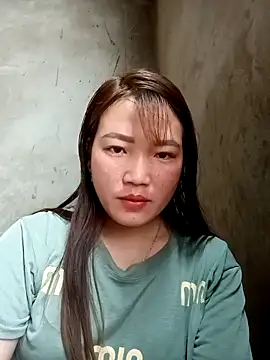 Snapshot of Nunaa2x chatting on February 26, 2026, 5:18 am Nunaa2x online show from February 26, 2026, 5:18 am