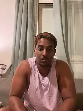 Axel black10 online show from February 12, 2026, 9:47 pm