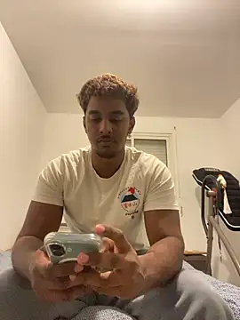 Axel black10 online show from March 22, 2026, 7:48 pm